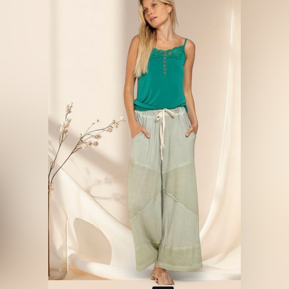 POL The DaydreamerWide-Leg Cropped Pants | HELLOBUTIFL Staple - Picture 6 of 10